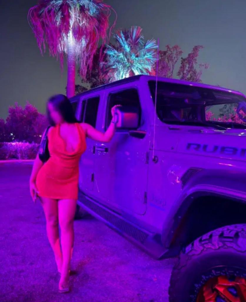 Chica busca chico en Sevilla: 