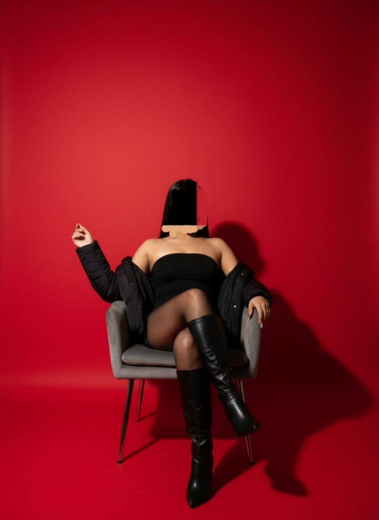 642552370: Chica busca chico en Cádiz