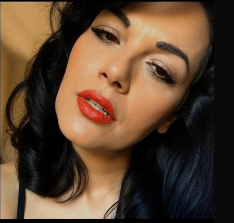 Chica busca chico en Gerona: 