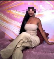 672256664: Chica busca chico en Sevilla