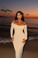 665570381: Chica busca chico en Málaga