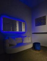 614773981: Chica busca chico en Sevilla