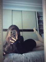 722559871: Chica busca chico en Madrid