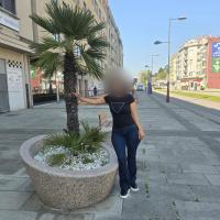 643196852: Chica busca chico en Pontevedra