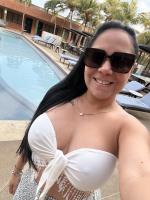 663184836: Chica busca chico en Granada