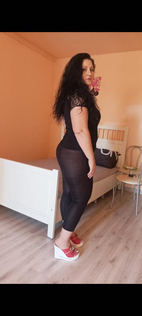 Chica busca chico en Castellón: 