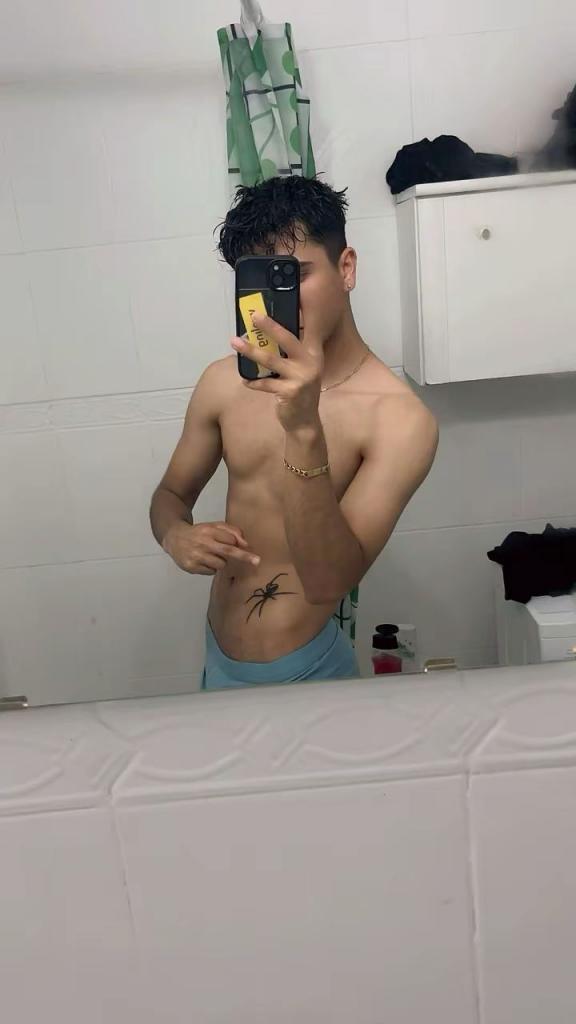 612499302: Chico busca chica en Málaga