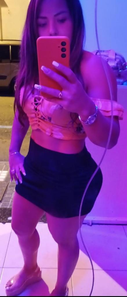 Chica busca chico en Barcelona: 