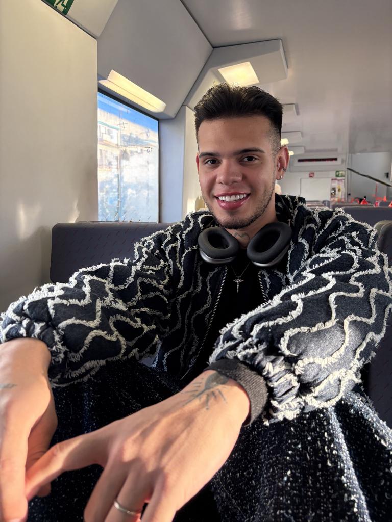 691726031: Chica busca chico en Granada