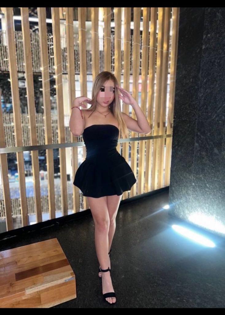 Chica busca chico en Barcelona: 