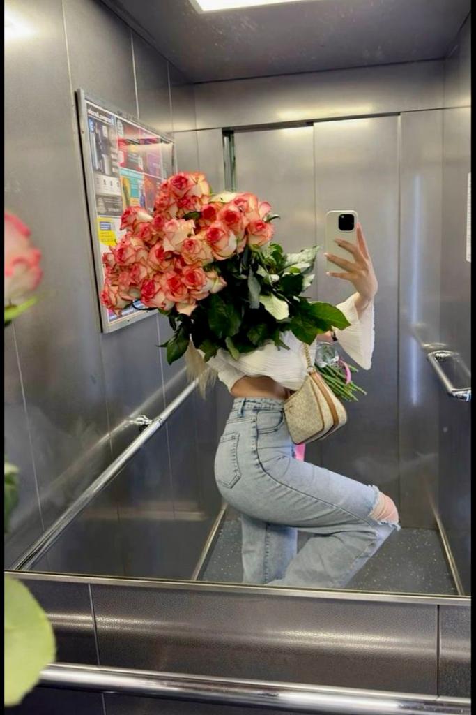 654215383: Chica busca chico en Melilla