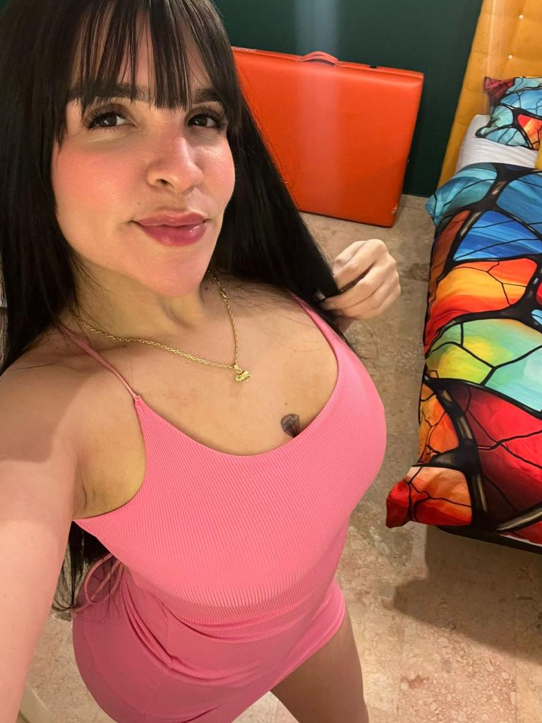 Chica busca chico en Cantabria: 