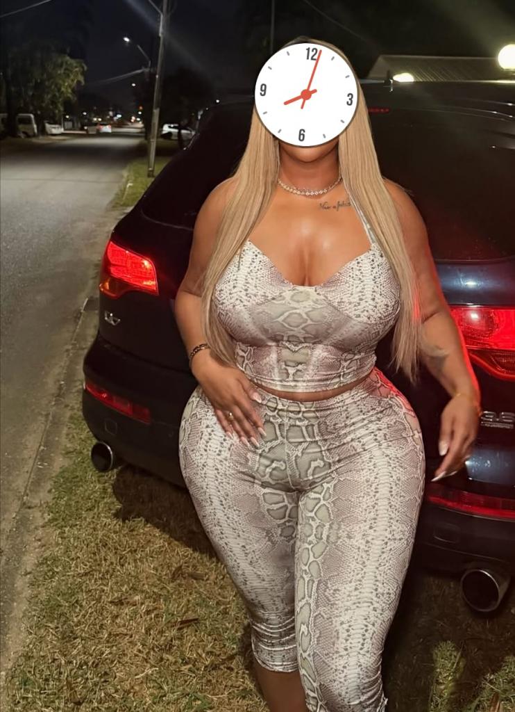 Chica busca chico en Cádiz: 