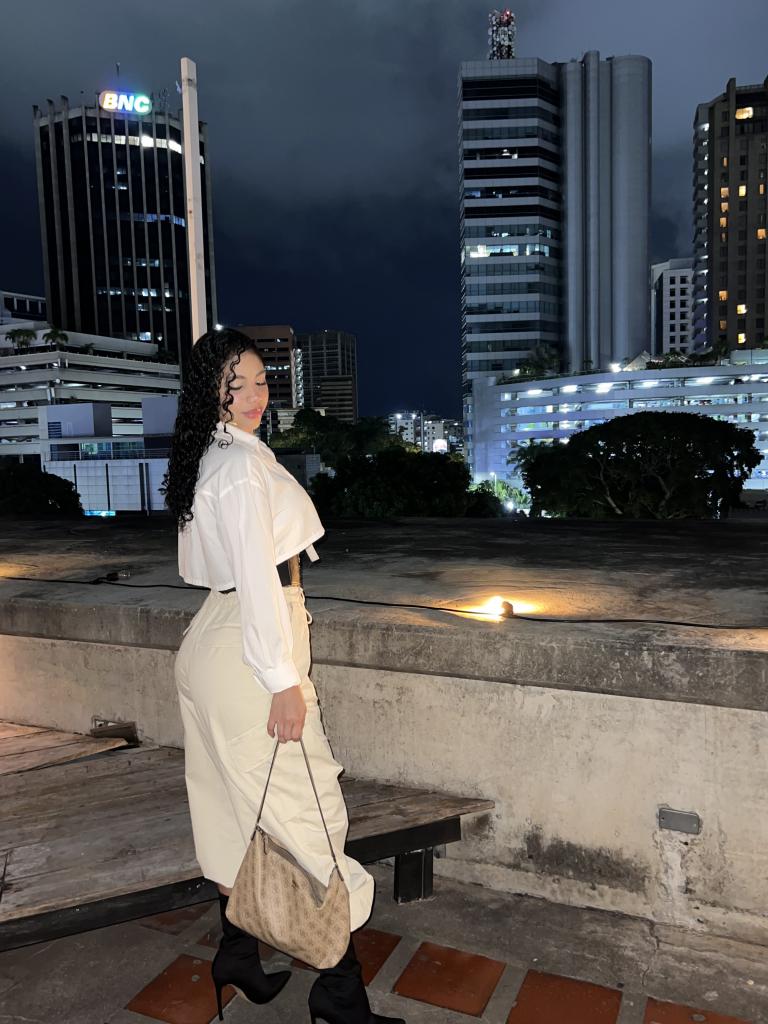 Chica busca chico en La Coruña: 