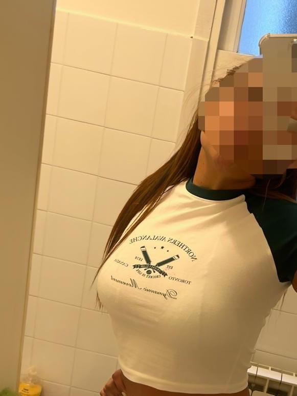 612247971: Chica busca chico en La Coruña