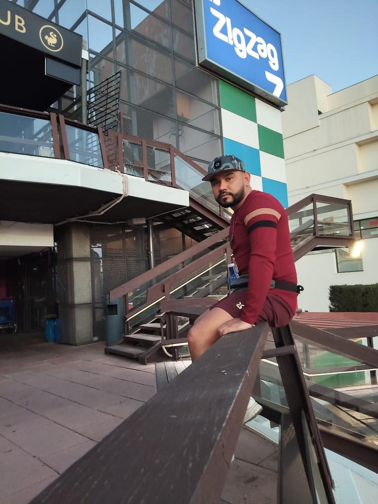 Chico busca chica en Murcia: 