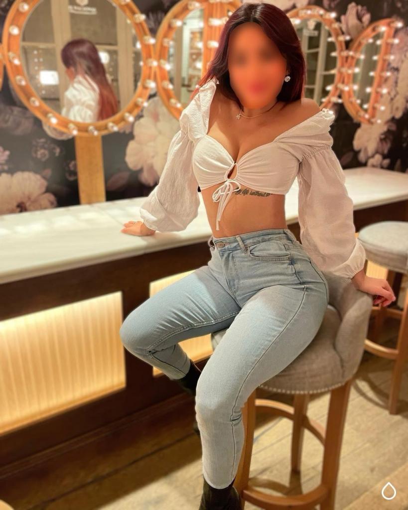 Chica busca chico en La Coruña: 