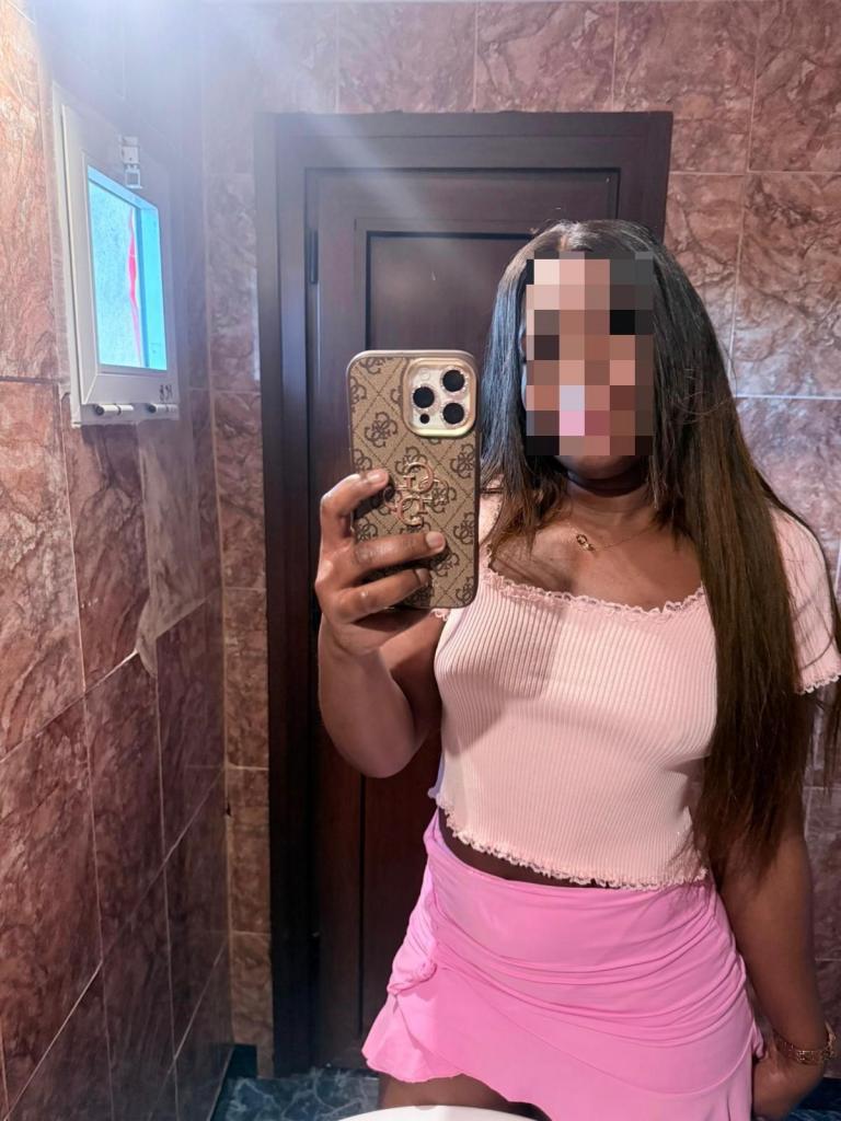 Chica busca chico en Sevilla: 