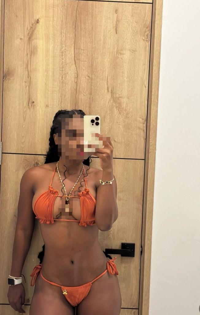 Chica busca chico en Murcia: 