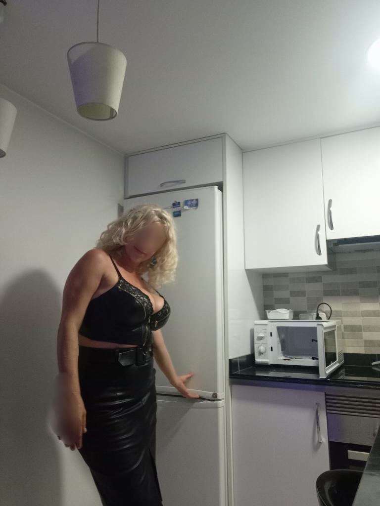 Chica busca chico en Castellón: 