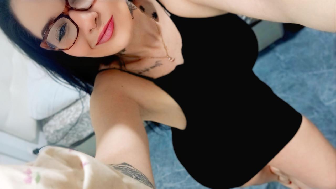 624094807: Chica busca chico en Madrid