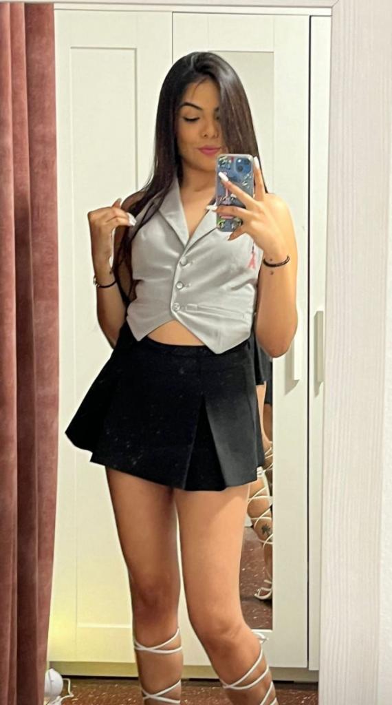 Chica busca chico en Almería: 