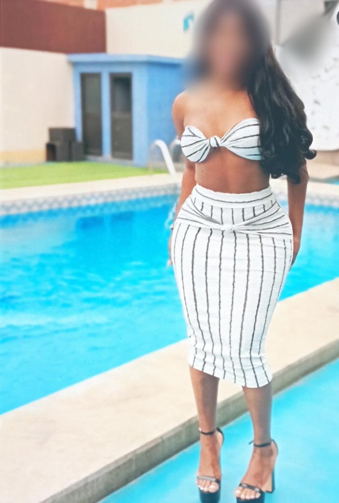 Chica busca chico en Tenerife: 