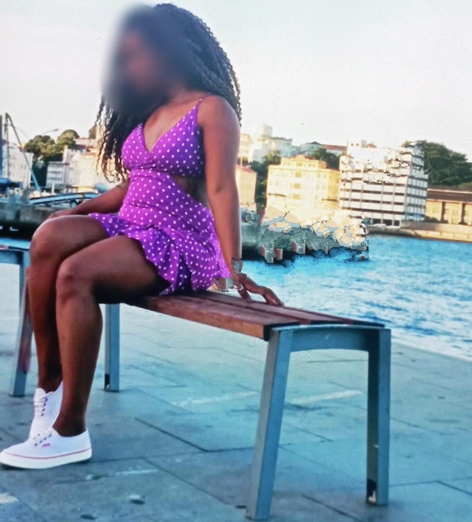 Chica busca chico en Tenerife: 