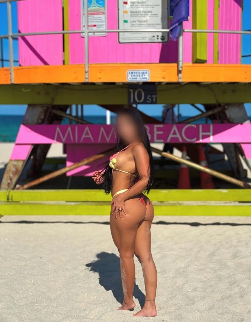 623585397: Chica busca chico en Las Palmas