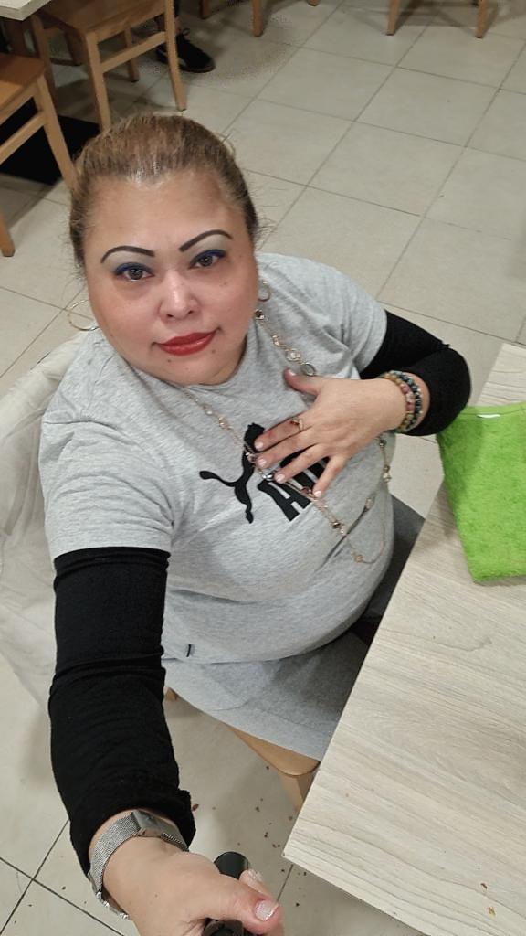 612539667: Chica busca chico en Valencia