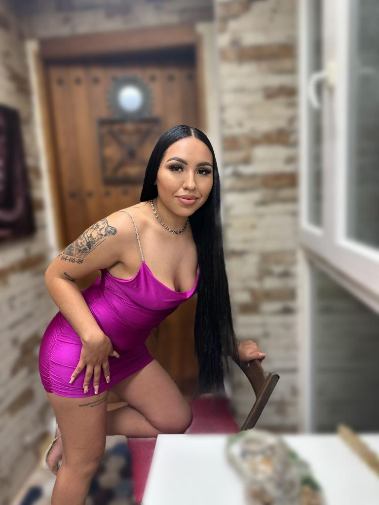 666647786: Chica busca chico en Málaga