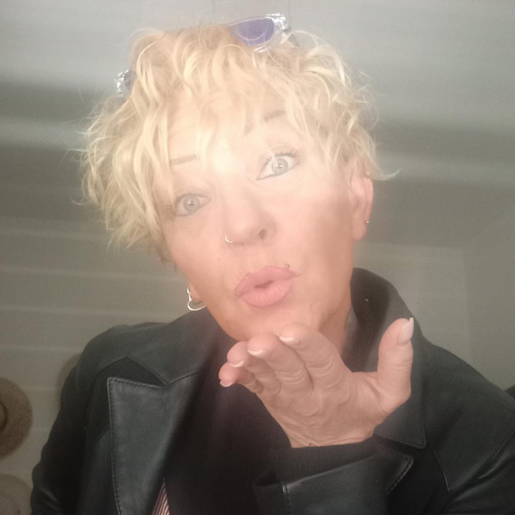 Chica busca chico en Zaragoza: 