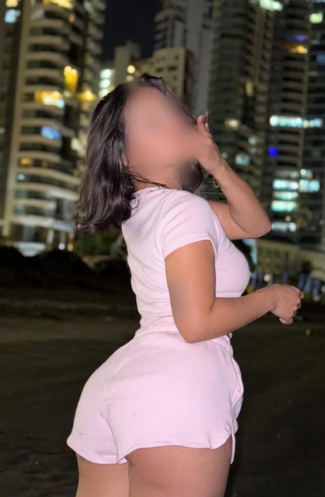 642710475: Chica busca chico en Madrid