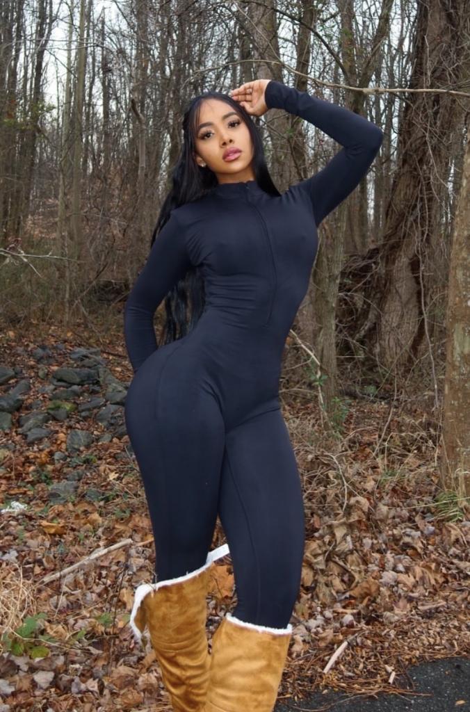 612448556: Chica busca chico en Málaga