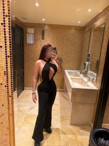 614786077: Chica busca chico en Ibiza