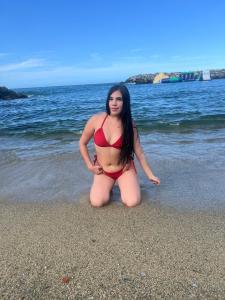 632998141: Chica busca chico en Barcelona