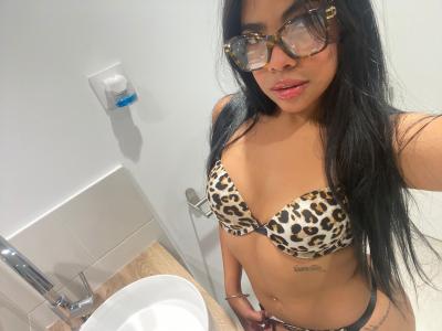 612287625: Chica busca chico en Madrid