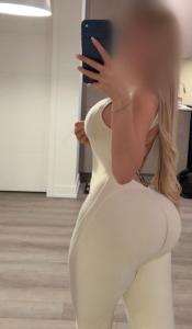 631663696: Chica busca chico en Sevilla