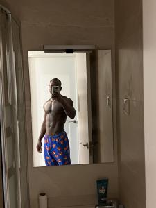 651585906: Chico busca chica en Madrid