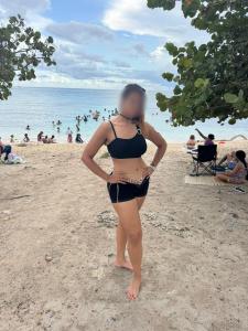 667776255: Chica busca chico en Lugo