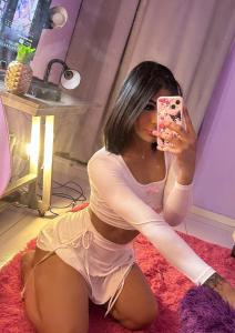 643868093: Transexual en Málaga