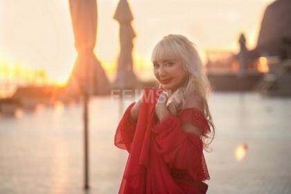 658503267: Chica busca chico en Barcelona