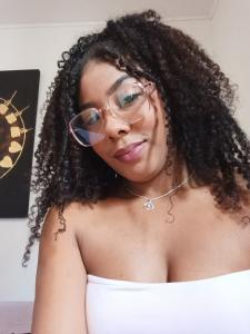 643413671: Chica busca chico en Tenerife