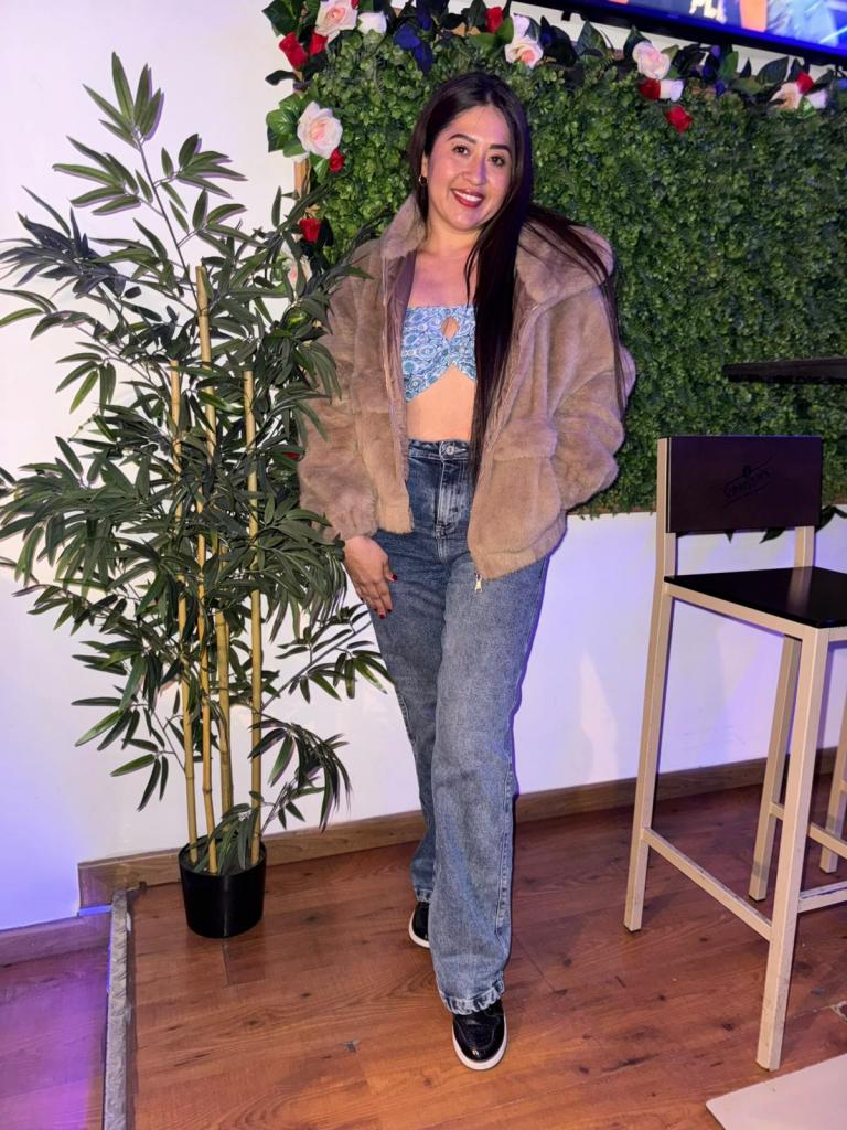 Chica busca chico en Sevilla: 