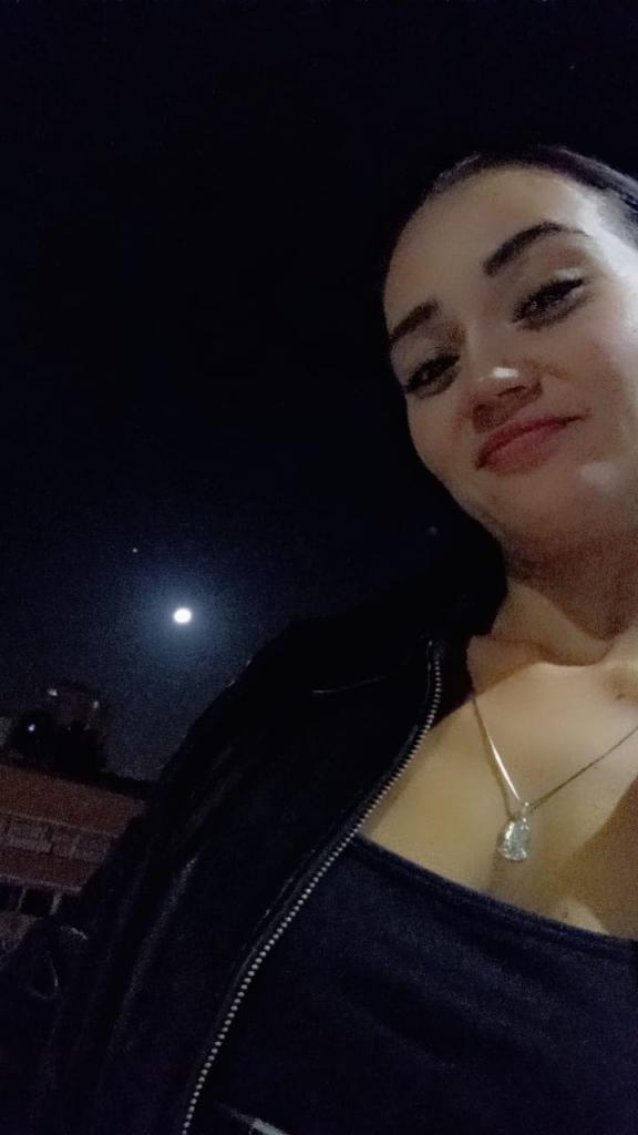 674958711: Chica busca chico en Las Palmas
