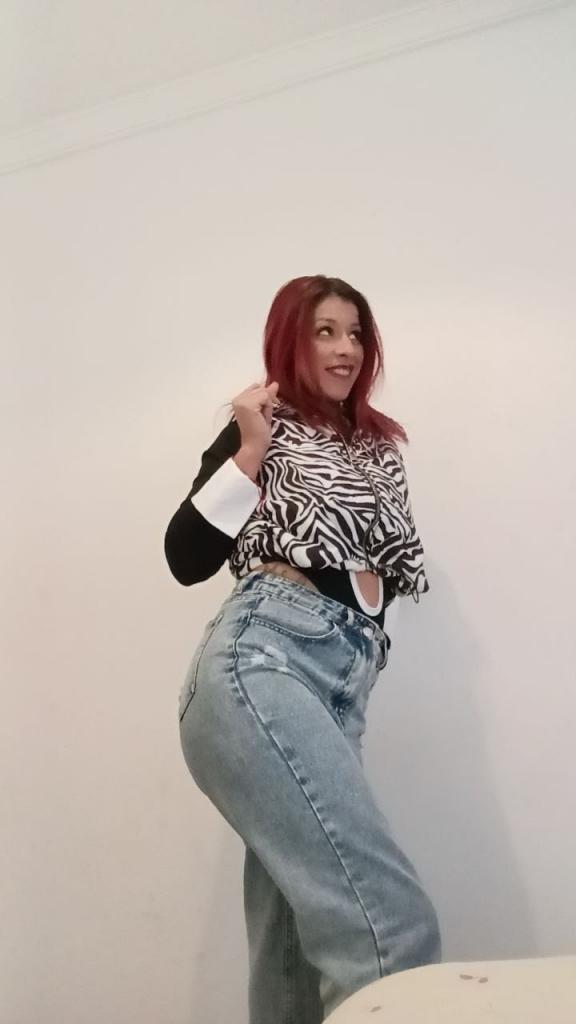 Chica busca chico en Cádiz: 