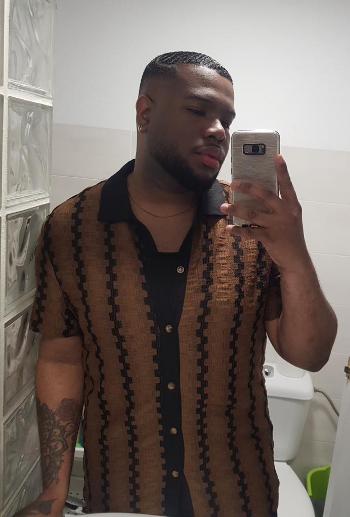 Chico busca chica en Almería: 