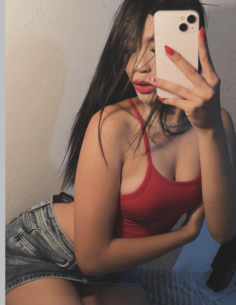 Chica busca chico en Huelva: 