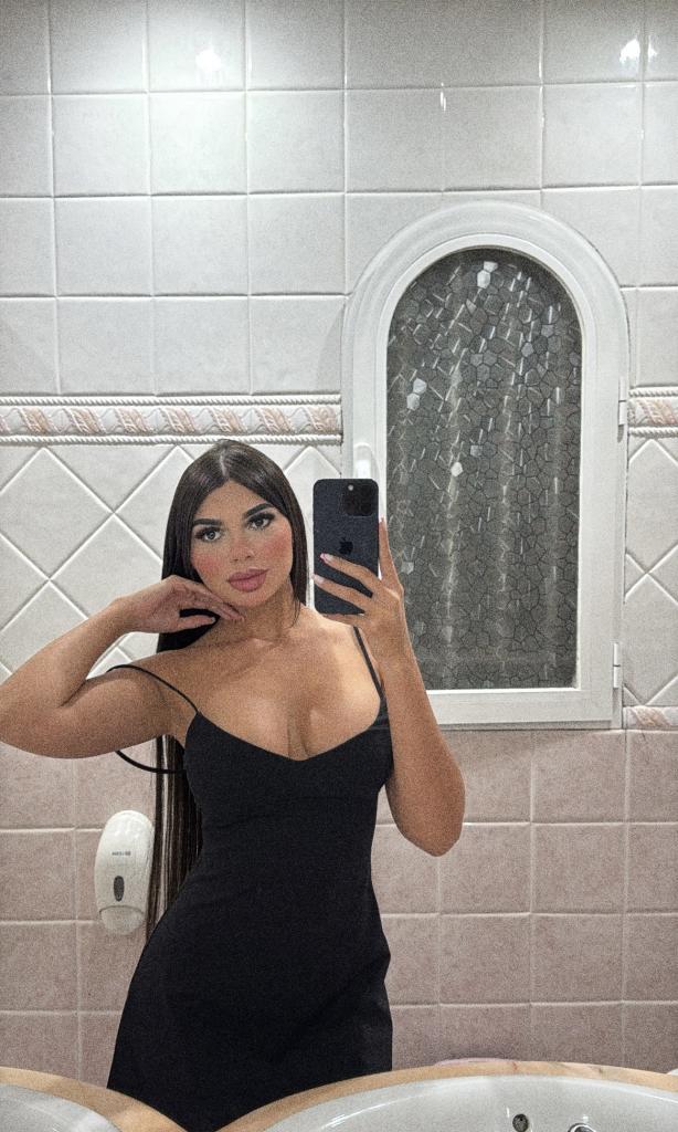 666648773: Chica busca chico en La Coruña