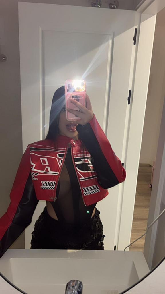 Chica busca chico en Cádiz: 